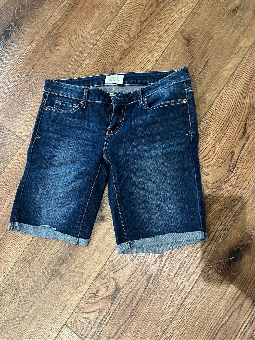 Aeropostale Bermuda shorts